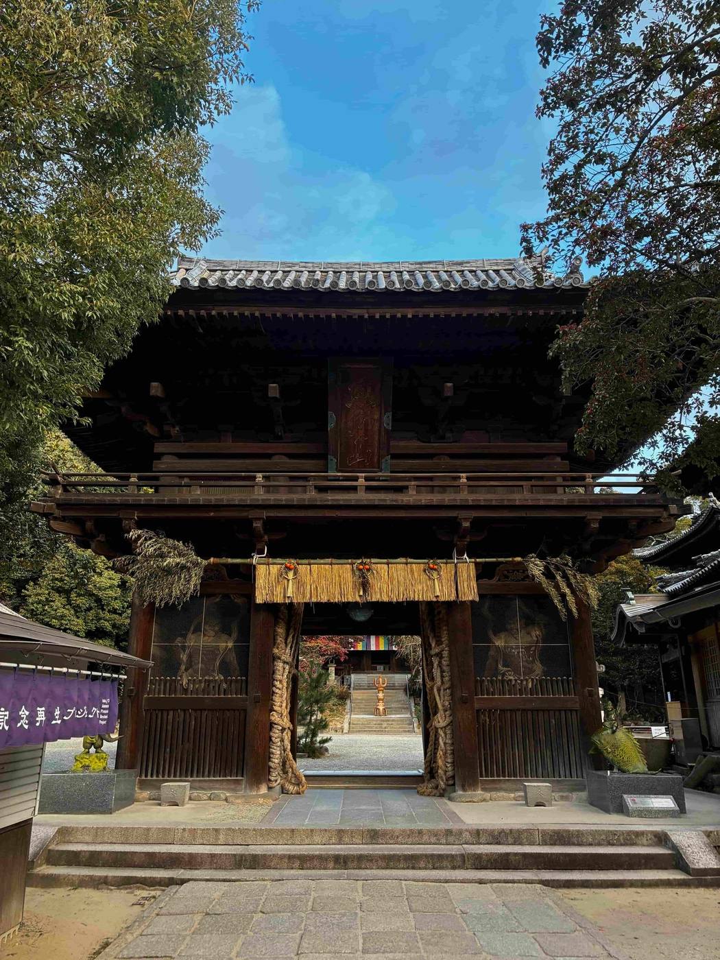 Niōmon eines buddhistischen Tempels